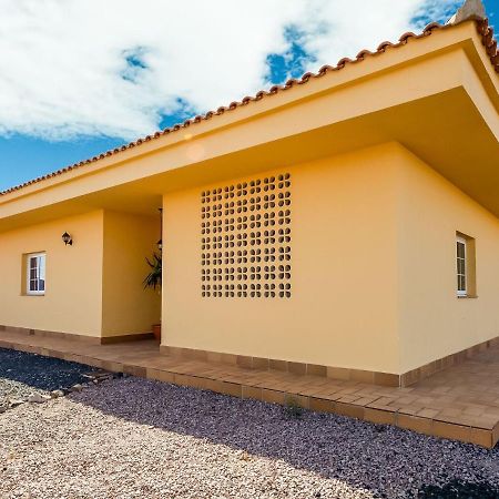 Belvilla By Oyo Chalet En Tuineje Para 6 Personas Exterior foto